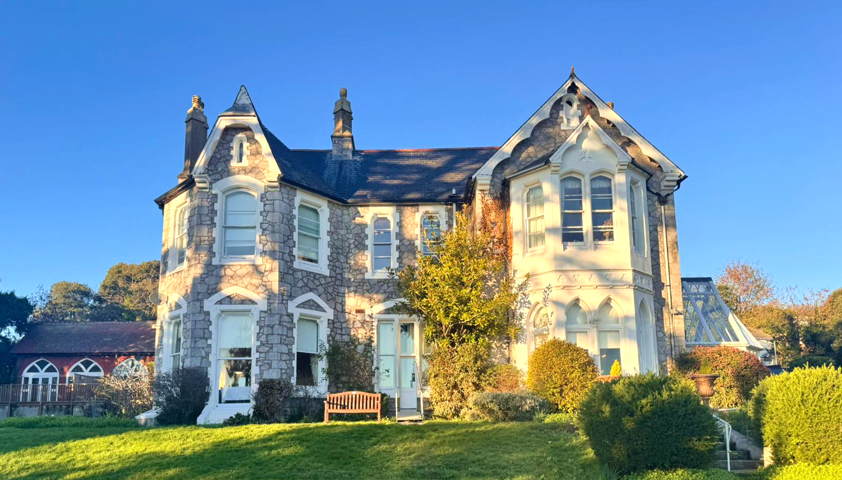 Bishopsteignton House